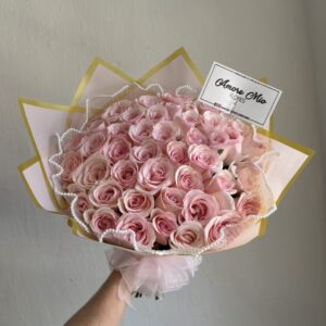 Ramo de 50 rosas color rosa