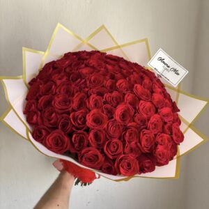 Ramo de 100 rosas rojas