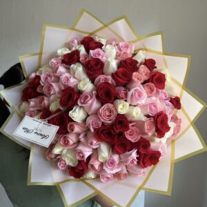 Ramo de 100 rosas varios colores